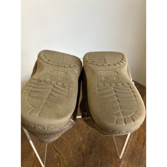 Crocs Santa Cruz II Youth Boy's Size j4 Shoes Khaki Canvas Slip On Kids Loafer - Picture 8 of 9